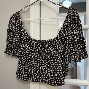 Primark Black Floral Crop Top smocking on back size 12 NWT